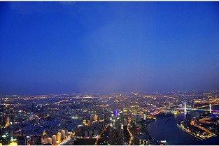 一吨 重庆龙湖地产